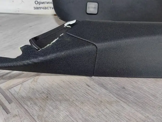 Обшивки стоек лобового стекла Range Rover L494