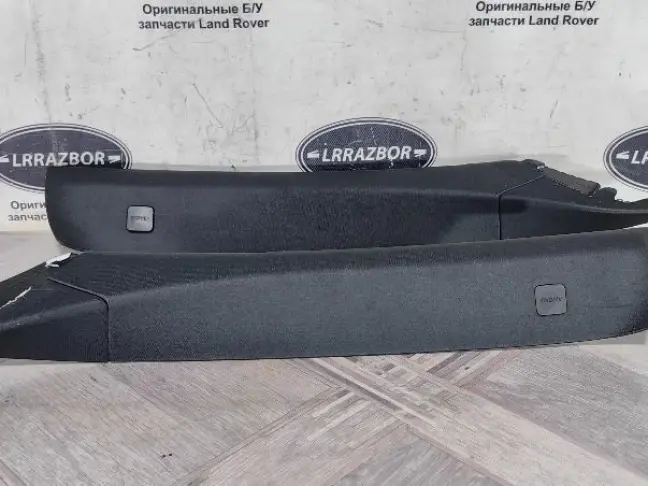 Обшивки стоек лобового стекла Range Rover L494
