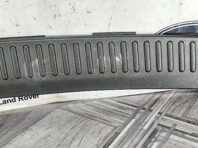 Накладка заднего бампера Range Rover Sport L320