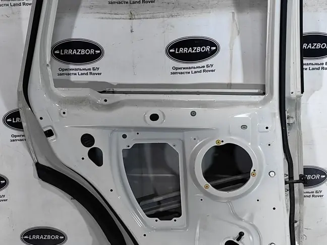 Дверь задняя левая Land Rover Freelander 2 2.2