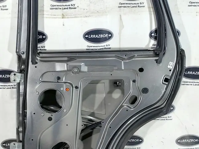 Дверь задняя правая Range Rover Sport L320 05-12