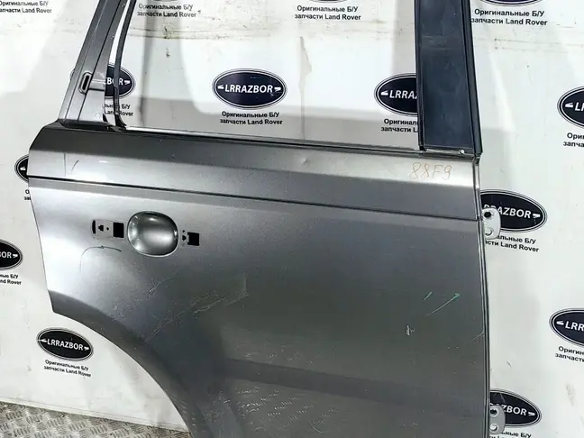 Дверь задняя правая Range Rover Sport L320 05-12