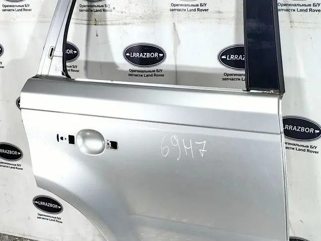 Дверь задняя правая Range Rover Sport L320 05-12
