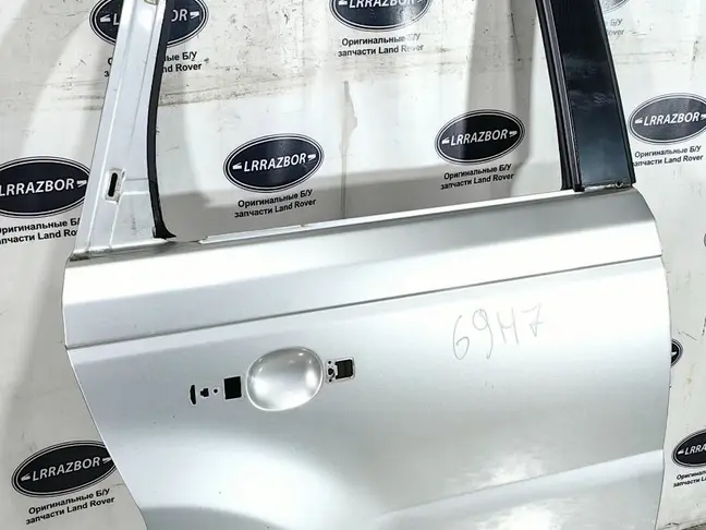 Дверь задняя правая Range Rover Sport L320 05-12