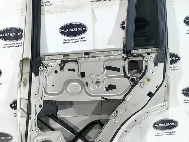 Дверь задняя правая Range Rover L322 2002-2012