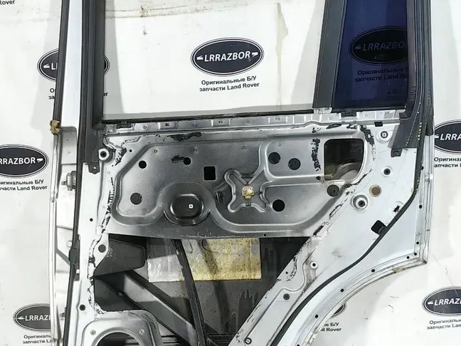 Дверь задняя правая Range Rover L322 2002-2012