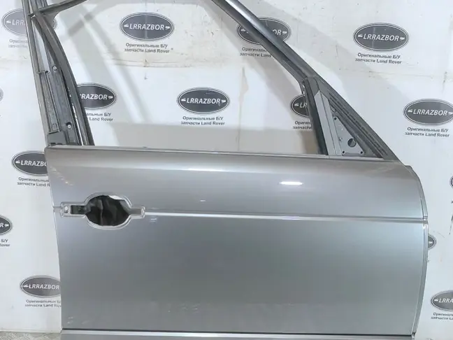 Дверь передняя правая Range Rover L322 2002-2012