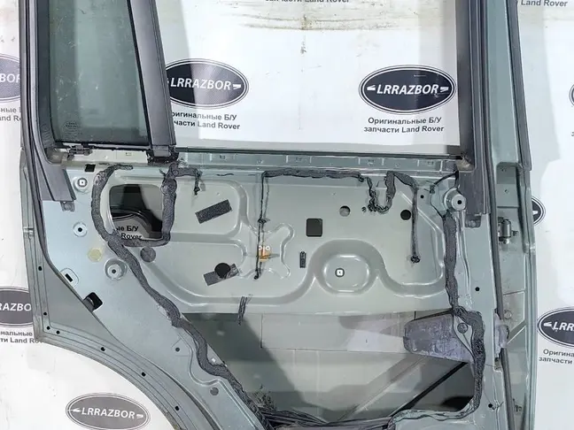Дверь задняя левая Range Rover L322 2002-2012