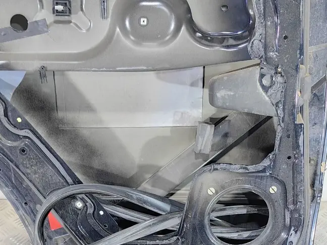 Дверь задняя левая Range Rover L322 2002-2012