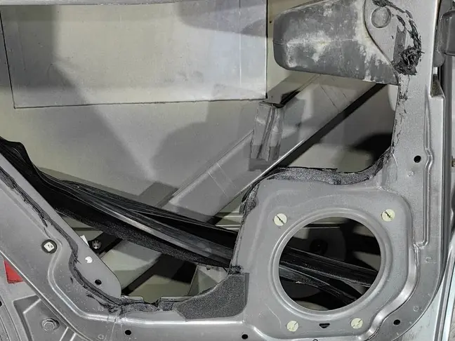 Дверь задняя левая Range Rover L322 2002-2012