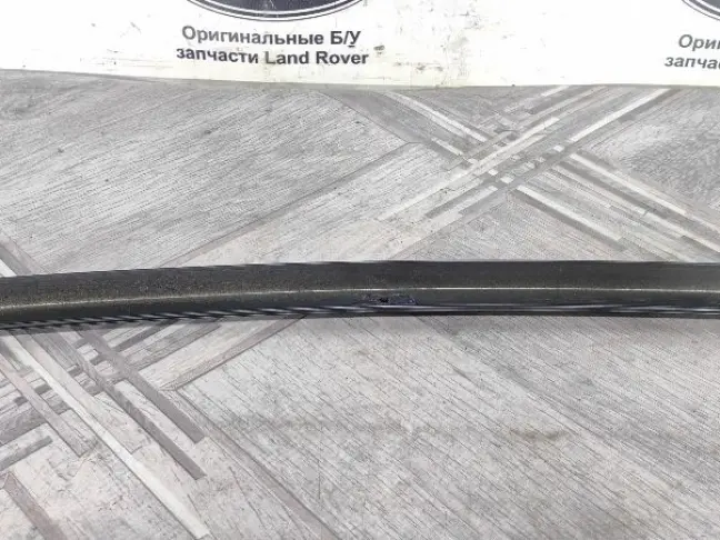 Молдинг стойки задний левый Range Rover L322