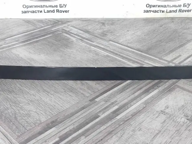 Молдинг стойки задний левый Range Rover L322