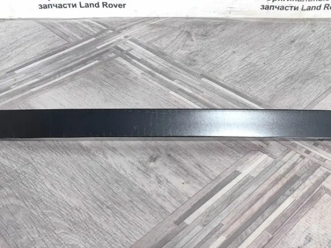 Молдинг стойки задний левый Range Rover L322