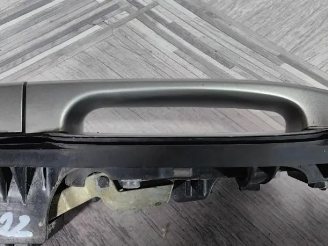 Ручка двери задняя правая Range Rover L322