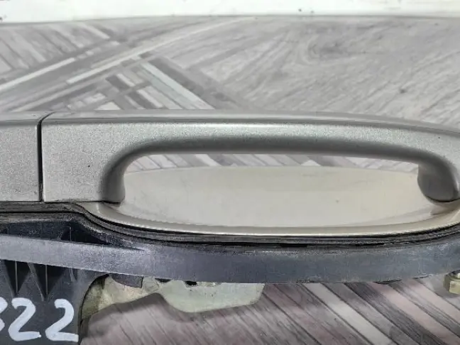 Ручка двери задняя правая Range Rover L322