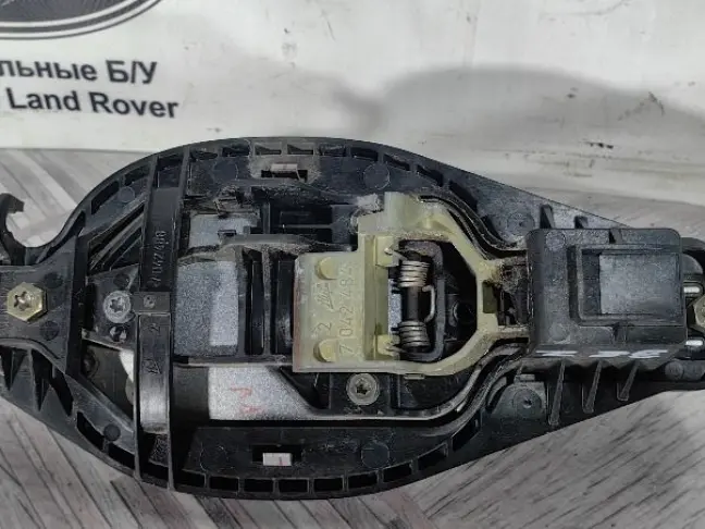 Ручка двери задняя левая Range Rover L322