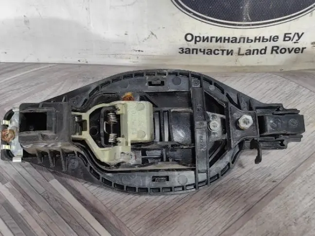 Ручка двери передняя правая Range Rover L322
