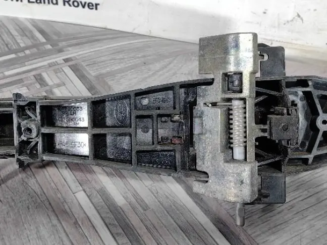 Ручка двери передняя правая Range Rover Sport L320