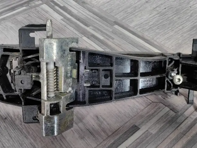 Ручка двери передняя правая Range Rover Sport L320