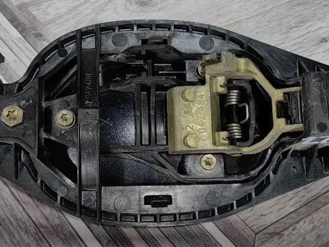 Ручка двери задняя левая Range Rover L322