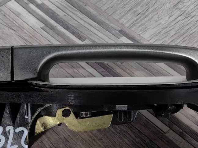 Ручка двери задняя правая Range Rover L322