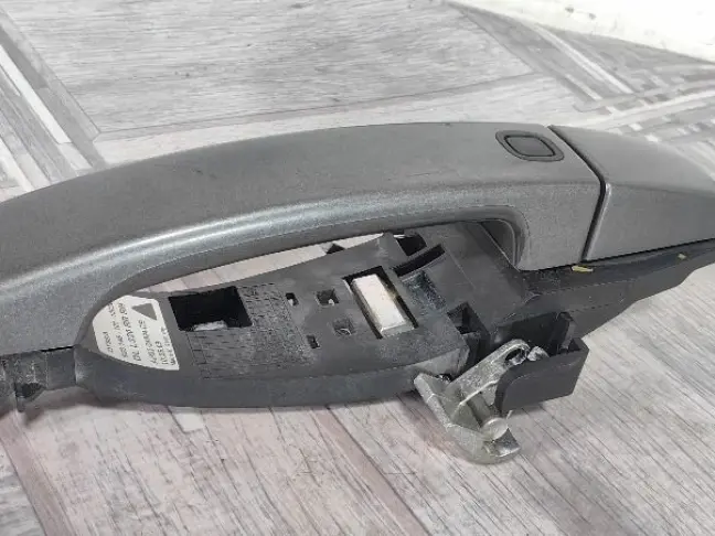 Ручка двери задняя правая Range Rover Sport L320