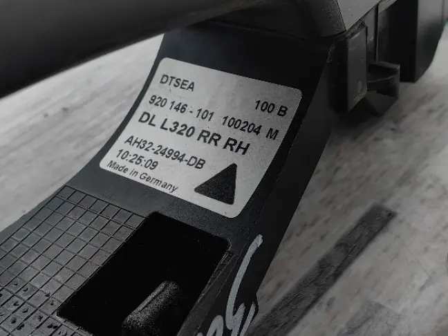 Ручка двери задняя правая Range Rover Sport L320