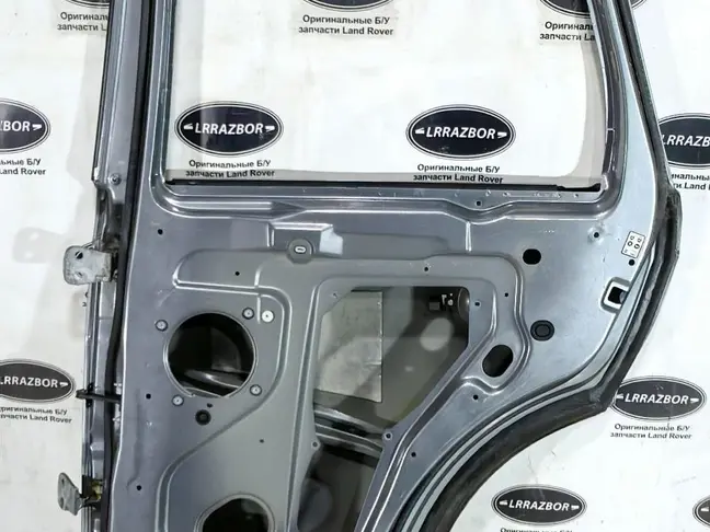 Дверь задняя правая Range Rover Sport L320 05-12