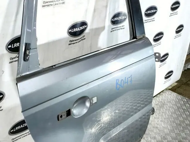 Дверь задняя правая Range Rover Sport L320 05-12