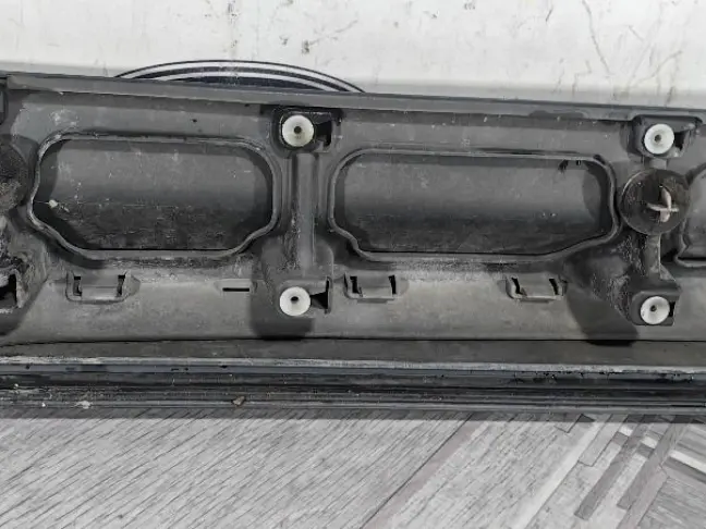 Молдинг передний левый  Range Rover Sport L320