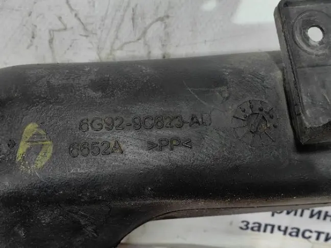 Патрубок турбины Land Rover Freelander 2 2.2