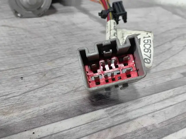 Моторчик люка Land Rover Freelander 2 2.2