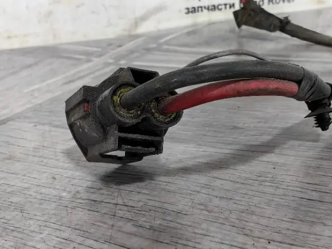 Фишка на блок вентиляторов Land Rover Freelander 2