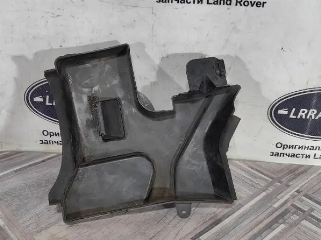 Вставка в жабо водосток Land Rover Freelander 2