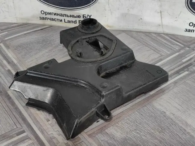 Вставка в жабо водосток Land Rover Freelander 2