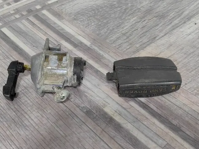 Ключ зажигания Land Rover Freelander 2 2.2