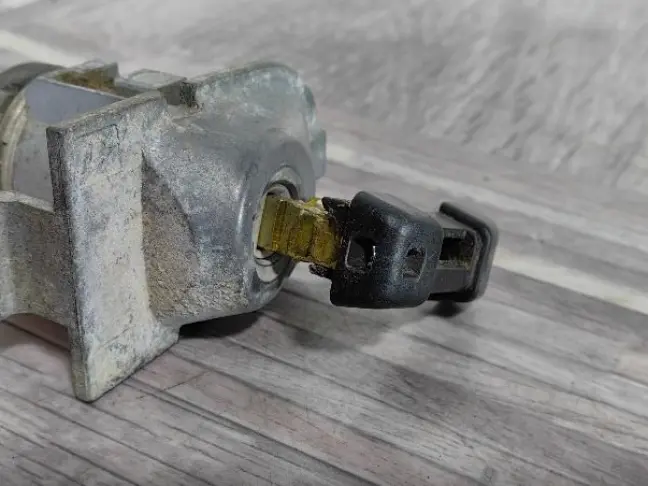 Ключ зажигания Land Rover Freelander 2 2.2