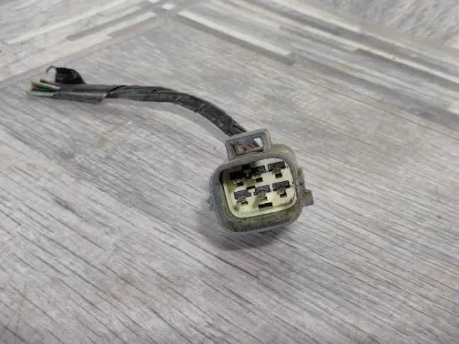 Фишка заднего фонаря Land Rover Freelander 2