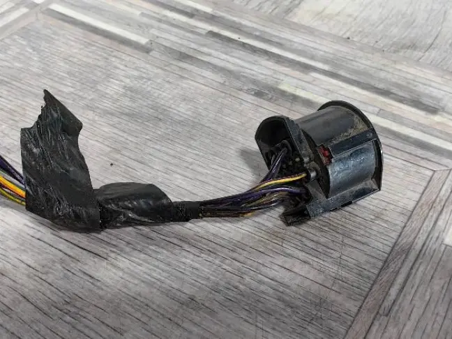 Фишка фары 9 пинов Land Rover Freelander 2