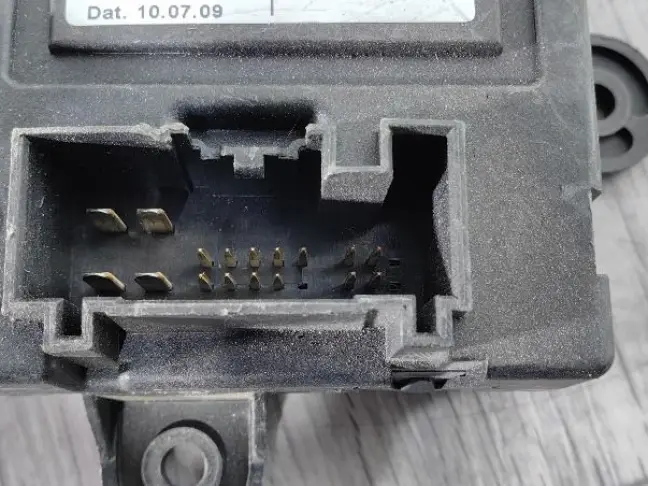 Блок передней двери Land Rover Freelander 2