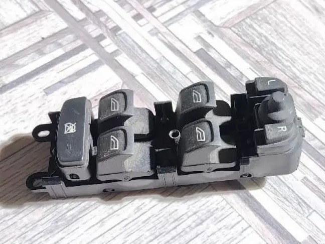 Блок стеклоподьемников Land Rover Freelander 2