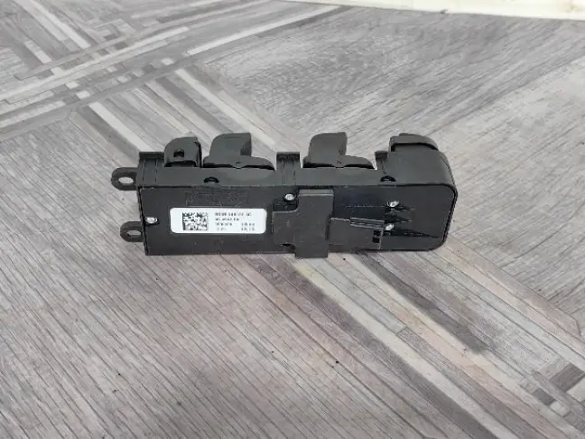 Блок стеклоподьемников Land Rover Freelander 2