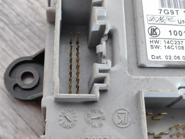 Блок передней двери Land Rover Freelander 2