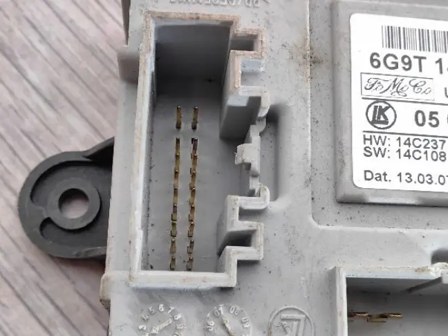 Блок передней двери Land Rover Freelander 2