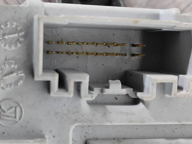 Блок передней двери Land Rover Freelander 2