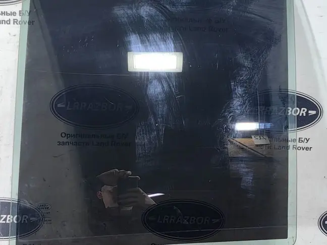 Стекло двери заднее левое Land Rover Freelander 2