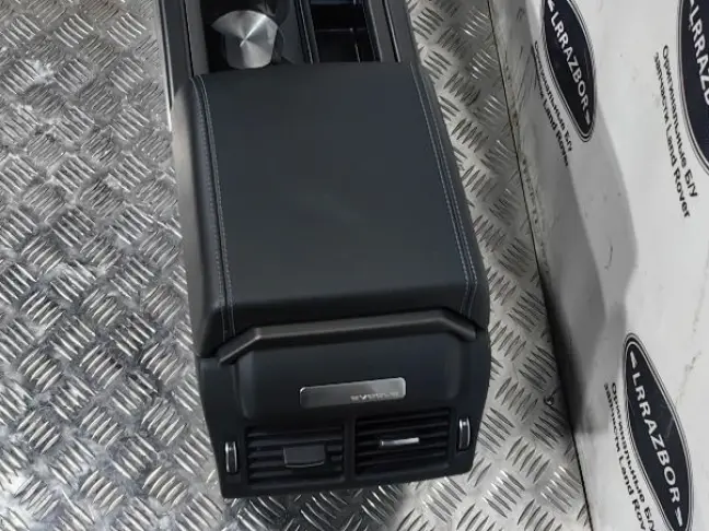 Консоль центральная Land Rover Evoque L538