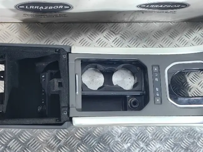 Консоль центральная Land Rover Evoque L538