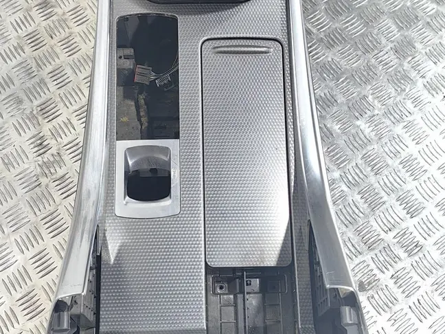 Консоль холодильник Range Rover Sport 2 L494