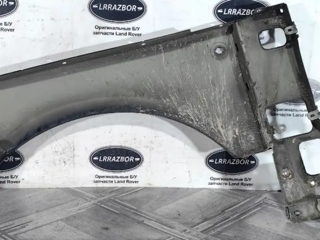 Крыло переднее правое Range Rover 3 L322 02-05